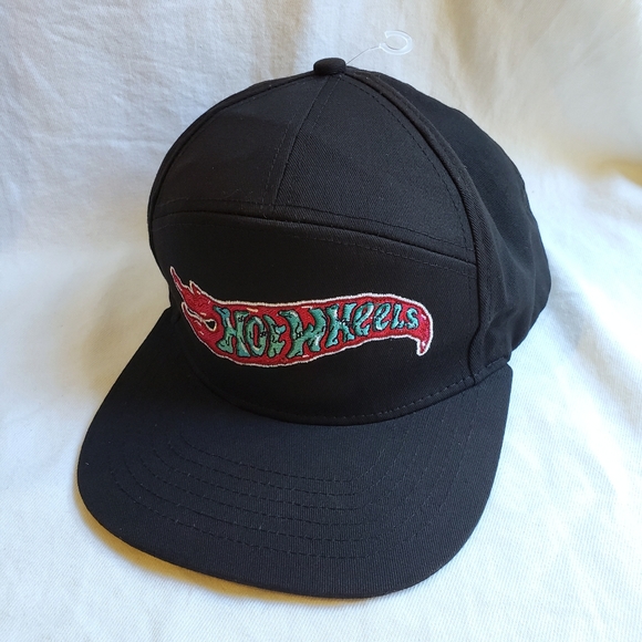hot wheels Other - Hot Wheels 5 panel camper hat logo patch black